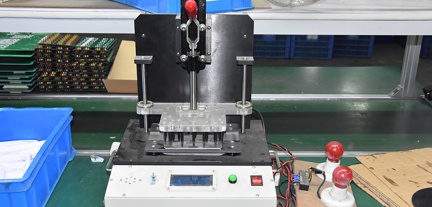 อุปกรณ์การผลิตโคมไฟ