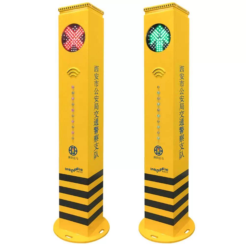 เสาไฟถนนในเมือง